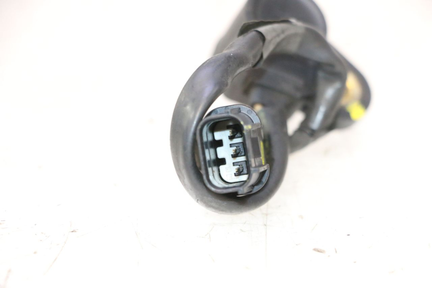 photo de SENSOR DE POSIÇÃO ROLL LOCK PIAGGIO MP3 500 (2011 - 2015) - Zoom do estado de desgaste