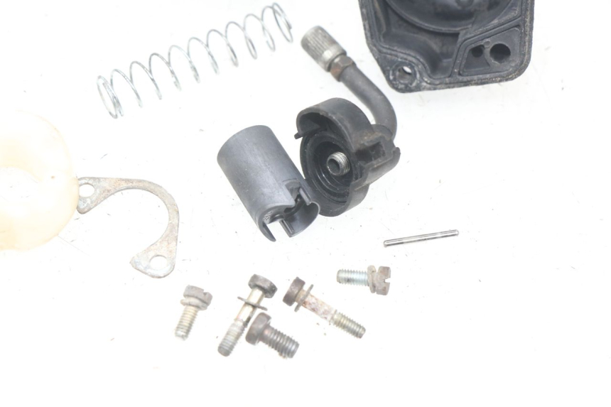 photo de CARBURADOR YAMAHA AEROX NAKED 2T 50 (2013 - 2017) - Detalhes característicos