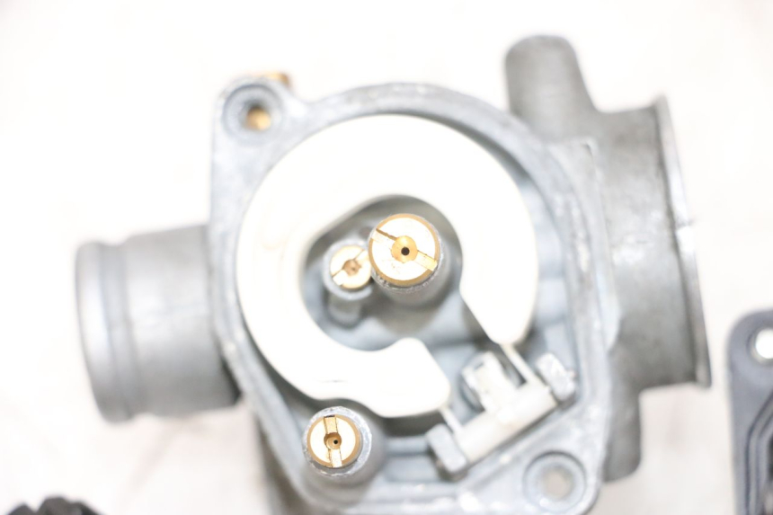 photo de CARBURADOR MBK BOOSTER SPIRIT NAKED 50 (2004 - 2017) - Estado da superfície