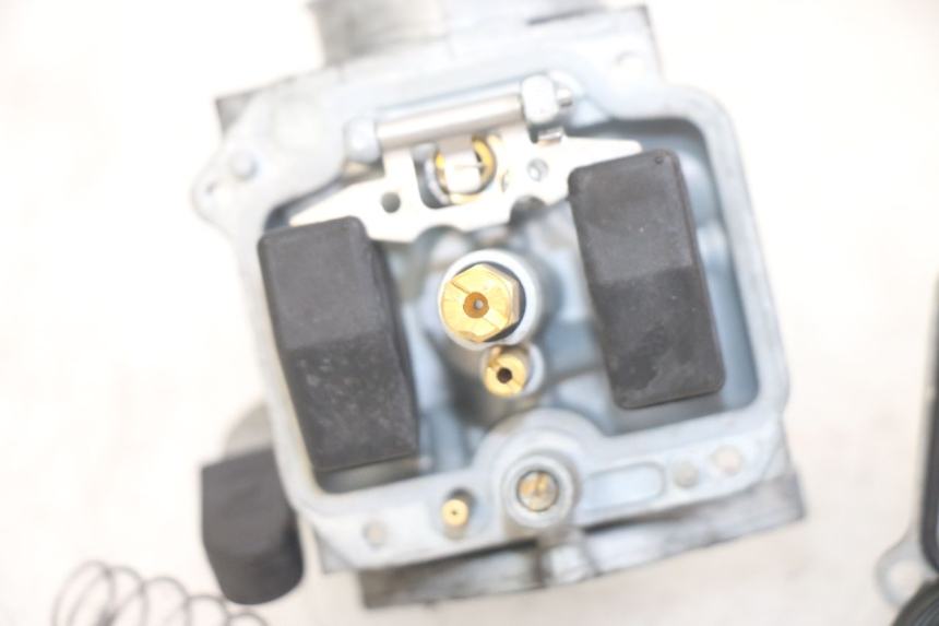 photo de CARBURADOR HONDA CA REBEL 125 (1995 - 2001) - Detalhes característicos