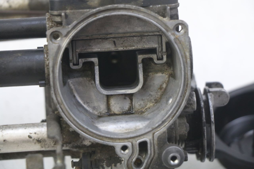 photo de CARBURADOR HONDA CBF 500 (2004 - 2007) - Detalhes característicos
