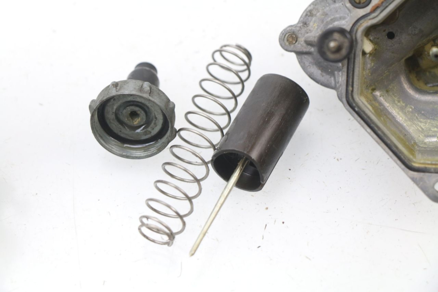 photo de CARBURADOR HONDA CG 125 (1996 - 1998) - Estado da superfície
