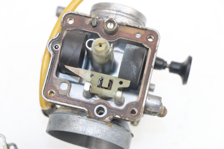 photo de CARBURADOR SUZUKI DR DJEBEL 600 (1985 - 1990) - Peça verificada