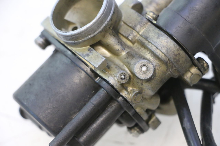 photo de CARBURADOR PEUGEOT ELYSTAR 50 (2002 - 2014) - Zoom do estado de desgaste