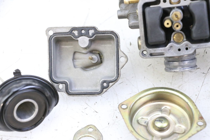 photo de CARBURADOR JM MOTORS EVOLIS 4T 50 (2018 - 2022) - Ângulo alternativo