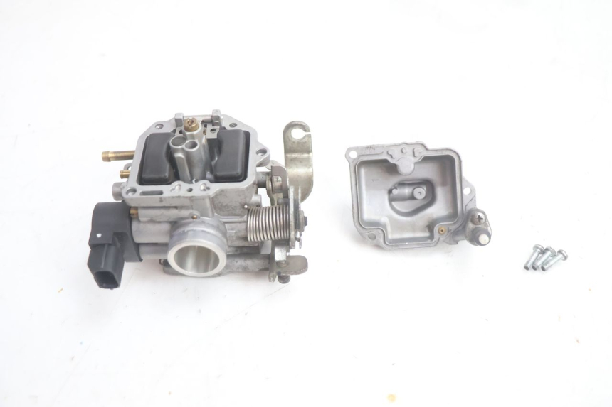 photo de CARBURADOR JM MOTORS EVOLIS 4T 50 (2018 - 2022) - Estado da superfície