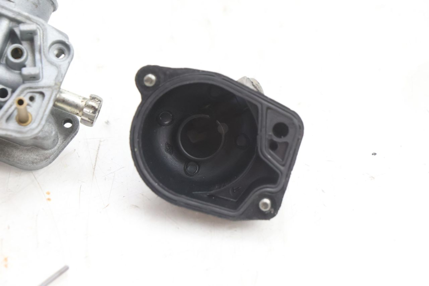 photo de CARBURADOR PIAGGIO FLY 2T 50 (2004 - 2017) - Detalhes característicos