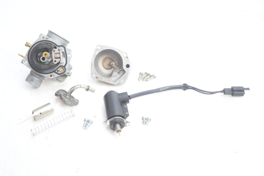 photo de CARBURADOR VASTRO GP 2T 50 (2013 - 2017) - Estado da superfície