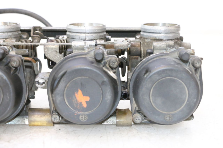 photo de CARBURADOR SUZUKI GSX F GSXF 750 (1988 - 1998) - Pontos de fixação