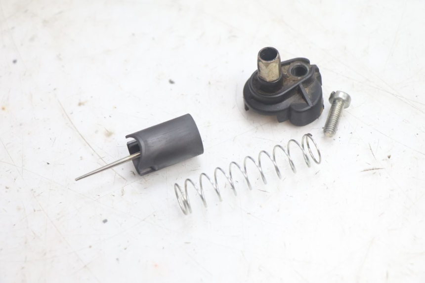 photo de CARBURADOR PEUGEOT KISBEE 2T 50 (2010 - 2017) - Detalhes característicos