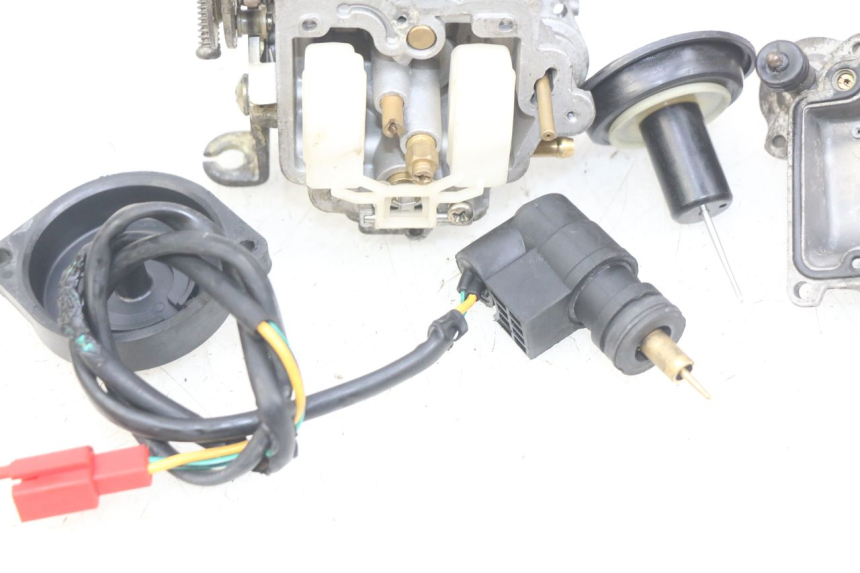 photo de CARBURADOR PEUGEOT KISBEE 4T 50 (2010 - 2017) - Ampliação dos componentes