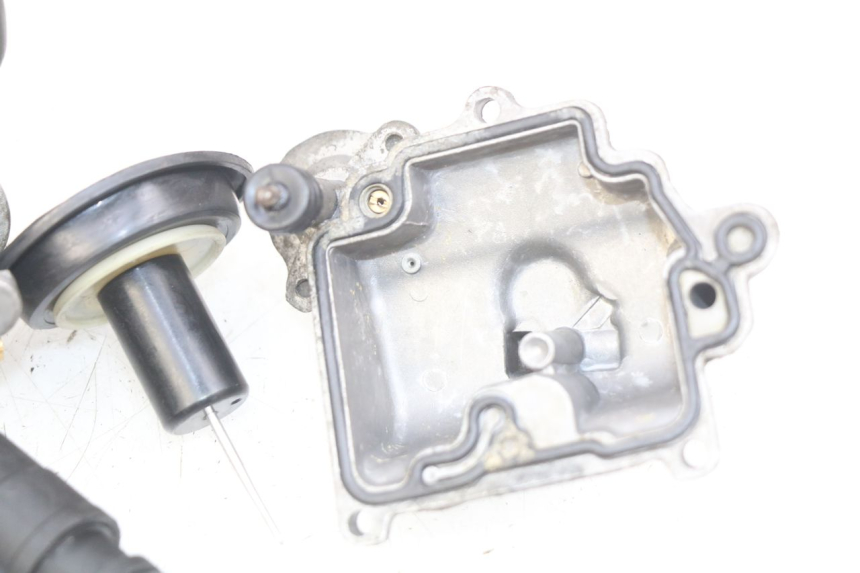 photo de CARBURADOR PEUGEOT KISBEE 4T 50 (2010 - 2017) - Vista de perto