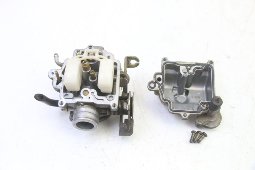 photo de CARBURADOR PIAGGIO LIBERTY 4T 50 (2009 - 2015) - Estado da superfície