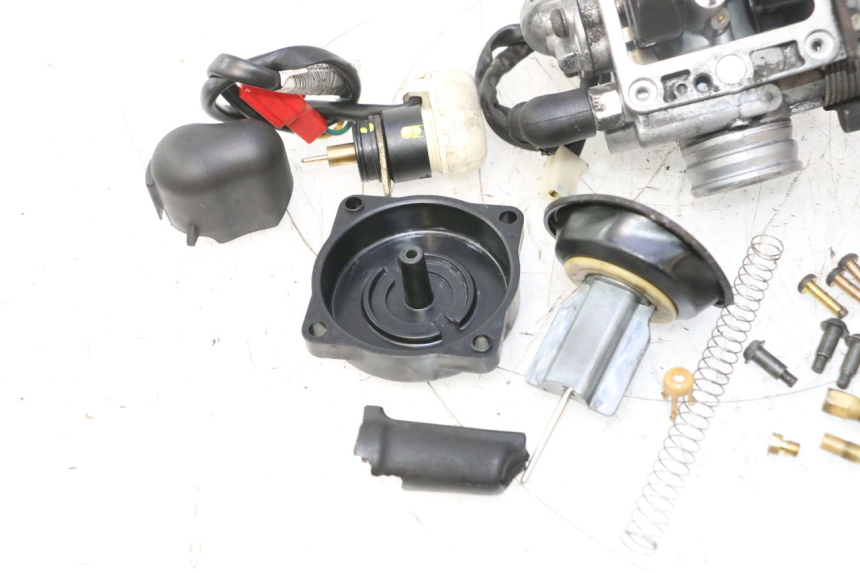 photo de CARBURADOR PIAGGIO LIBERTY 125 (1998 - 2008) - Pontos de fixação
