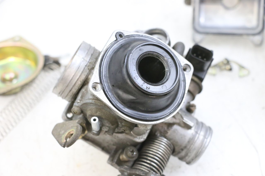 photo de CARBURADOR KYMCO LIKE 125 (2009 - 2016) - Detalhes característicos