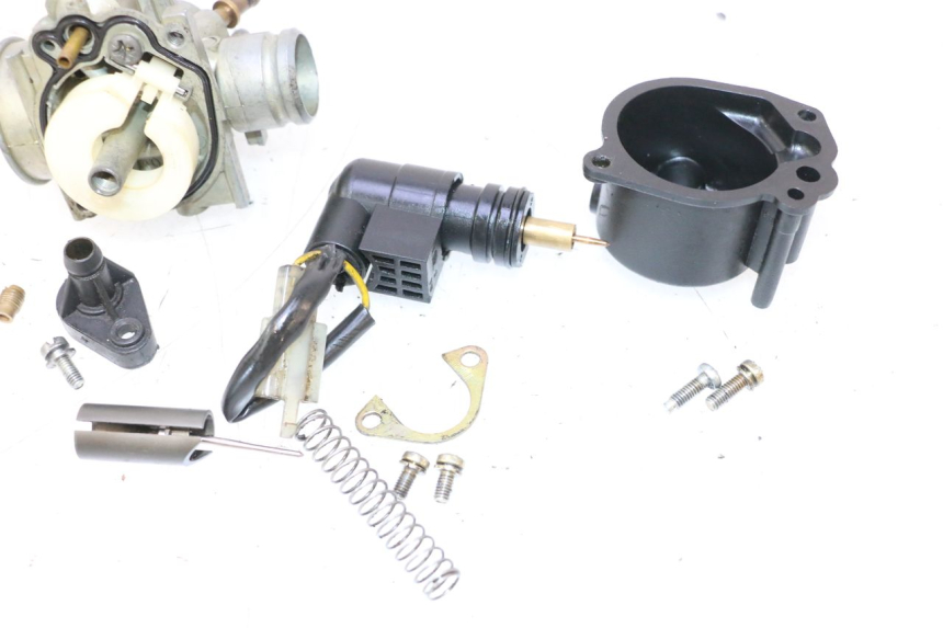 photo de CARBURADOR PEUGEOT LUDIX ONE 50 (2004 - 2006) - Estado da superfície