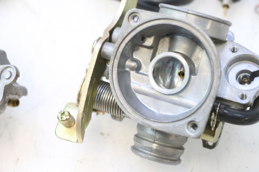 photo de CARBURADOR JM MOTORS OLDIES 4T 50 (2010 - 2020) - Vista de perto