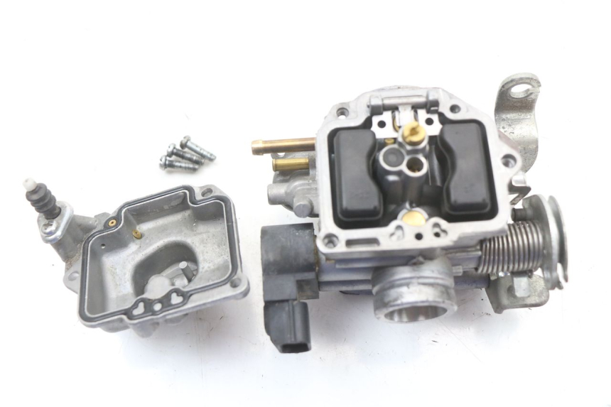 photo de CARBURADOR EUROCKA R8 4T 50 (2013 - 2022) - Estado da superfície