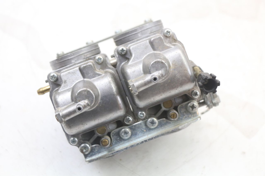 photo de CARBURADOR REGAL RAPTOR RAXTER 2 125 (2007 - 2015) - Pontos de fixação