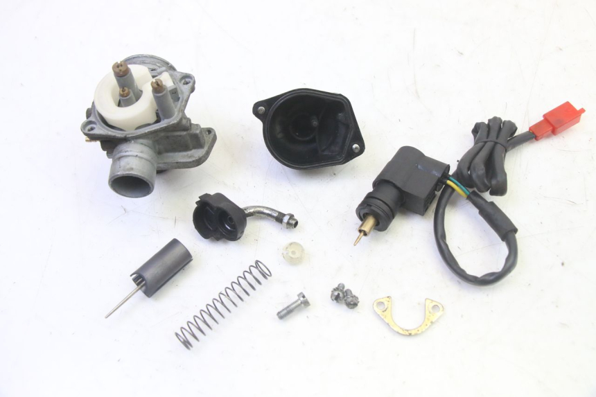 photo de CARBURADOR TNT MOTOR ROMA 10' 2T 50 (2011 - 2018) - Pontos de fixação