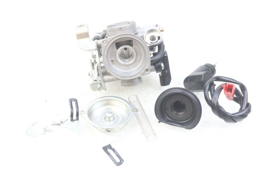photo de CARBURADOR TNT MOTOR ROMA 10' 4T 50 (2019 - 2022) - Detalhes característicos