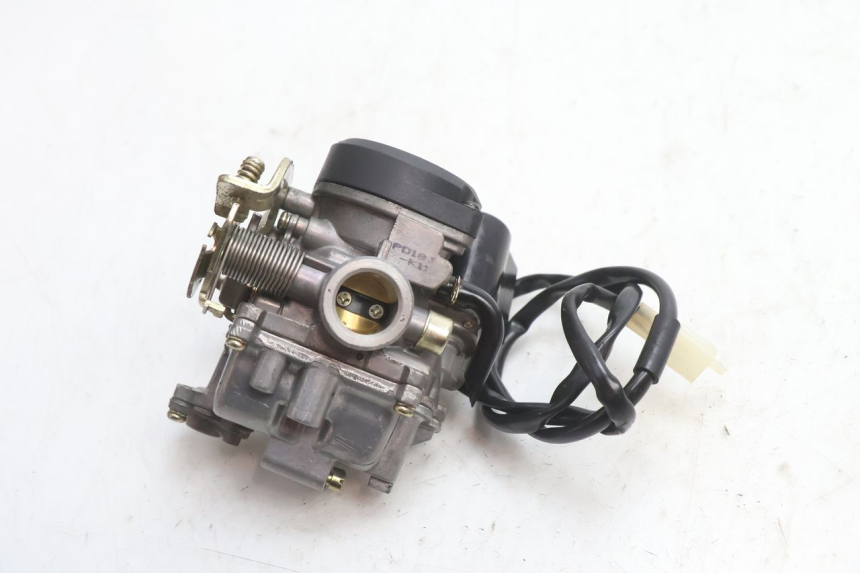 photo de CARBURADOR TNT MOTOR ROMA 10' 4T 50 (2007 - 2018) - Zoom do estado de desgaste