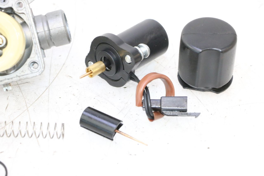 photo de CARBURADOR TNT MOTOR ROMA 12' 2T 50 (2007 - 2018) - Detalhes característicos