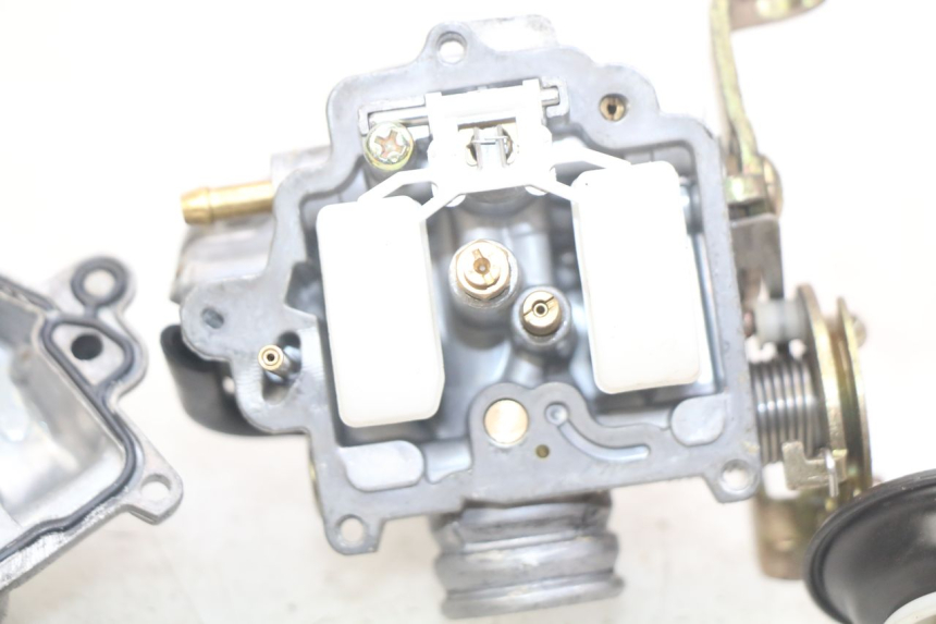 photo de CARBURADOR JM MOTORS SANTANA 50 (2014 - 2023) - Vista de perto