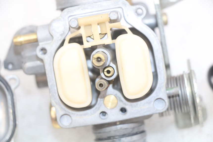 photo de CARBURADOR HONDA SCV LEAD 100 (2003 - 2007) - Inspeção visual