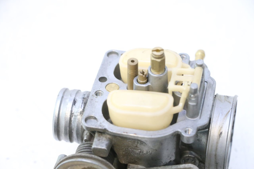 photo de CARBURADOR HONDA SCV LEAD 100 (2003 - 2007) - Vista de perto