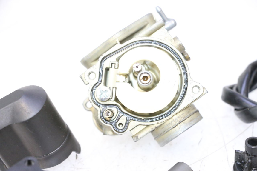 photo de CARBURADOR PEUGEOT SPEEDFIGHT LC 50 (1996 - 2002) - Inspeção visual