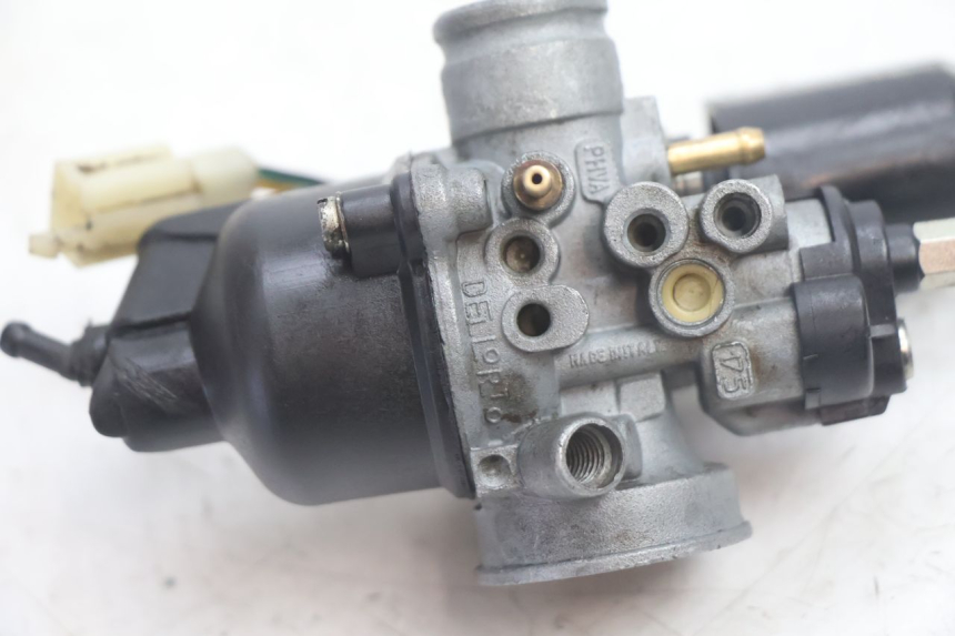 photo de CARBURADOR PEUGEOT STREETZONE NAKED 2T 50 (2014 - 2018) - Zoom do estado de desgaste