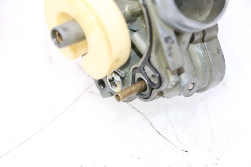 photo de CARBURADOR PEUGEOT TREKKER TKR 50 (2005 - 2014) - Detalhes característicos