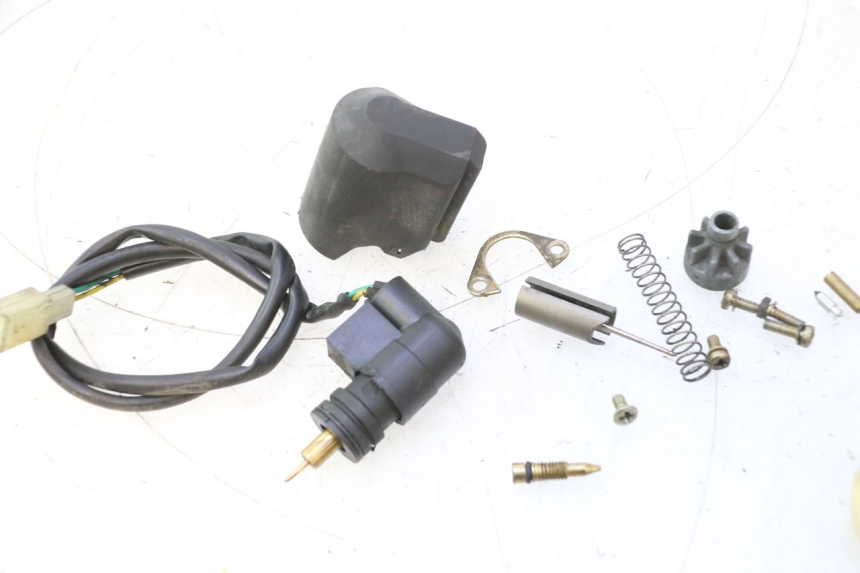 photo de CARBURADOR PEUGEOT TREKKER 50 (1995 - 2004) - Inspeção visual