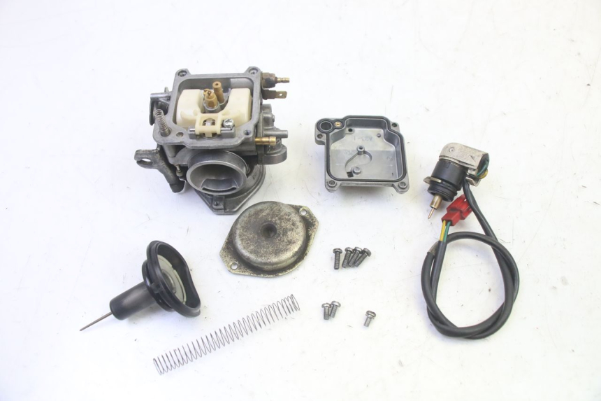 photo de CARBURADOR PEUGEOT VIVACITY NEW 4T 50 (2008 - 2017) - Estado da superfície