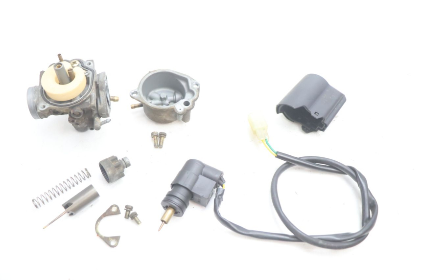 photo de CARBURADOR PEUGEOT VIVACITY 50 (1998 - 2003) - Estado da superfície