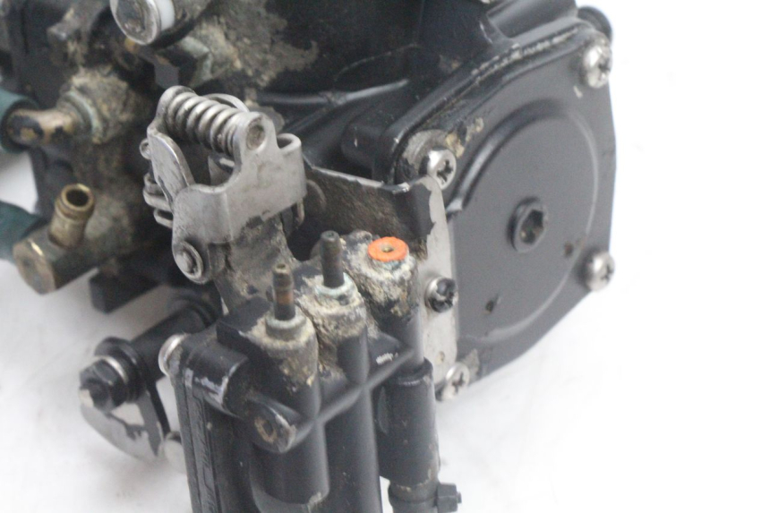 photo de CARBURADOR YAMAHA WAVE RUNNER GP R 1200 (2000 - 2003) - Ampliação dos componentes