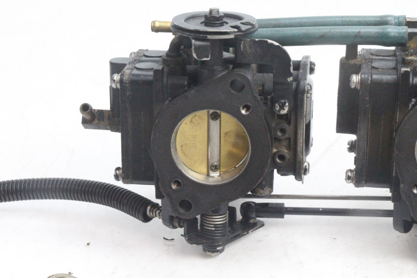 photo de CARBURADOR YAMAHA WAVE RUNNER GP R 1200 (2000 - 2003) - Inspeção visual