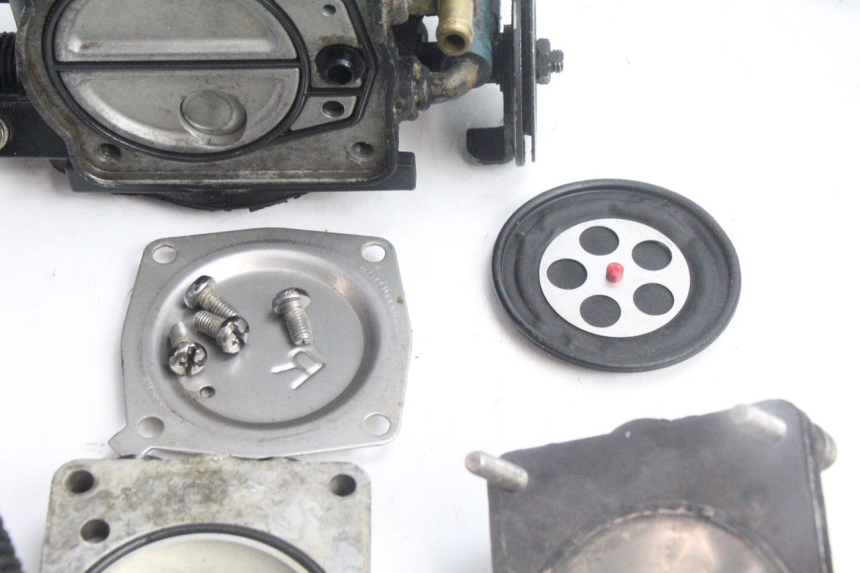 photo de CARBURADOR YAMAHA WAVE RUNNER GP R 1200 (2000 - 2003) - Vista geral