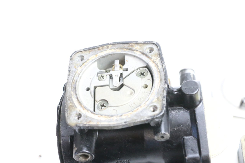 photo de CARBURADOR YAMAHA WAVE RUNNER GP R 1200 (2000 - 2003) - Marcações e referências
