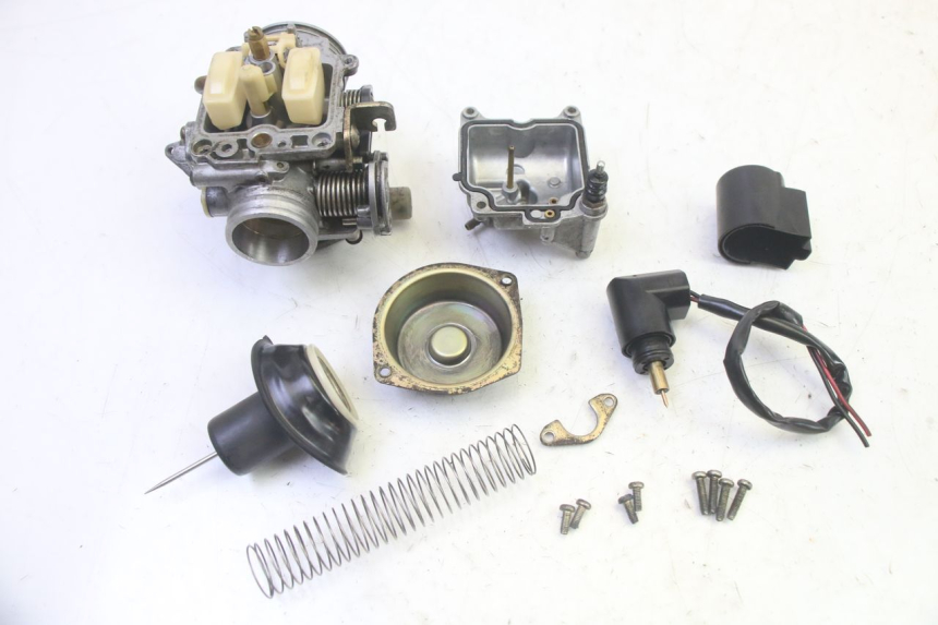 photo de CARBURADOR PIAGGIO X8 125 (2004 - 2007) - Estado da superfície