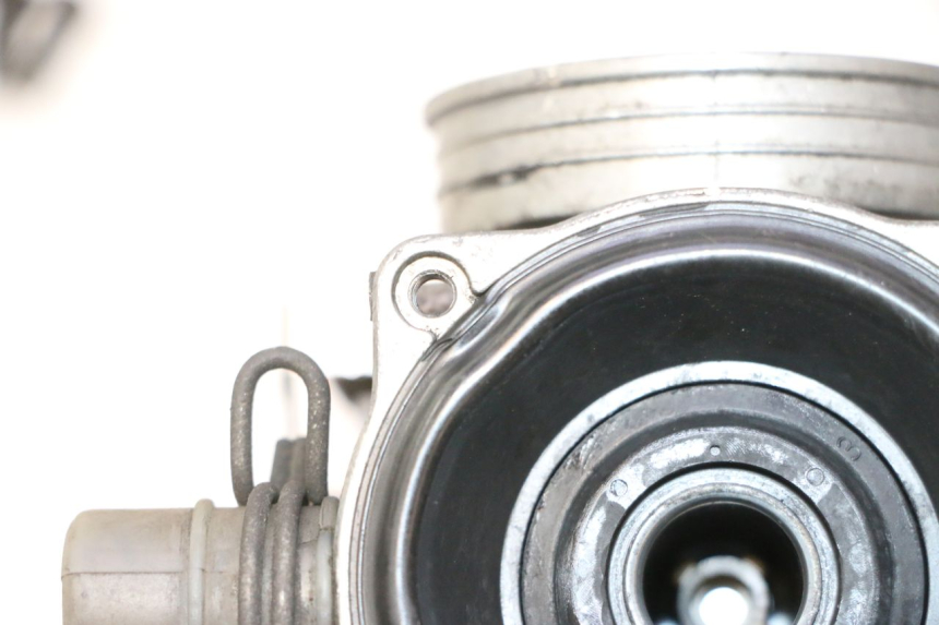 photo de CARBURADOR PIAGGIO X9 EVOLUTION 125 (2003 - 2007) - Vista de perto