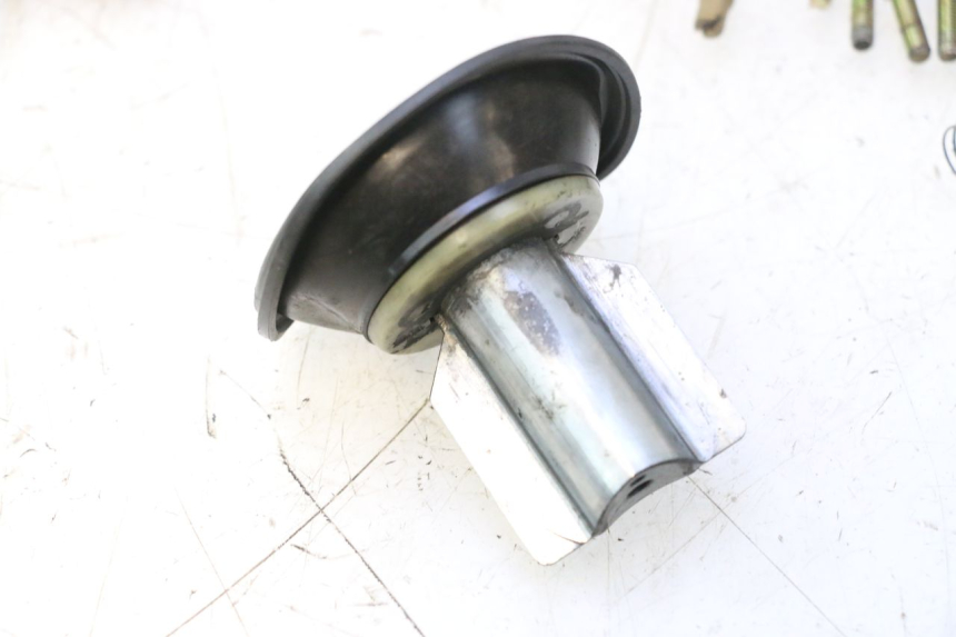 photo de CARBURADOR PIAGGIO X9 EVOLUTION 125 (2003 - 2007) - Pontos de fixação