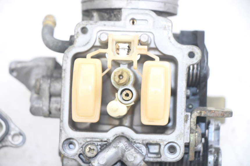 photo de CARBURADOR PIAGGIO X9 125 (2000 - 2003) - Vista de perto