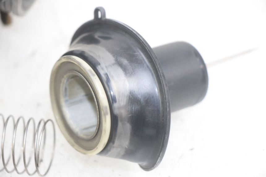 photo de CARBURADOR PIAGGIO X9 125 (2000 - 2003) - Estado da superfície