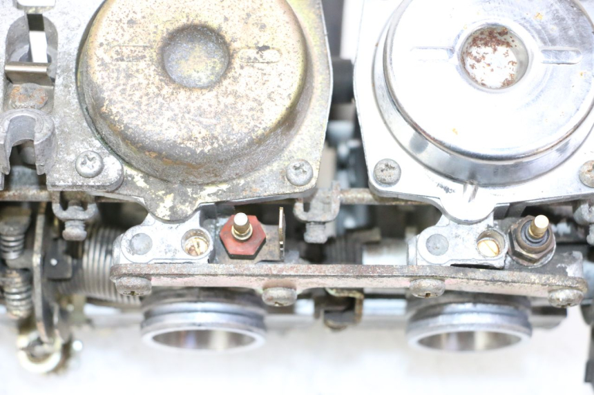 photo de CARBURADOR YAMAHA XJN DIVERSION 600 (2000 - 2003) - Zoom do estado de desgaste