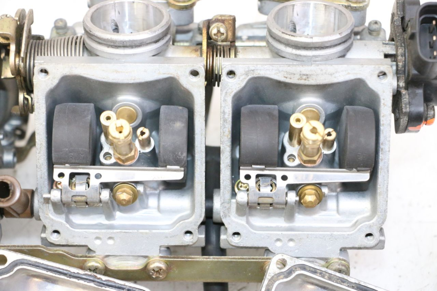 photo de CARBURADOR YAMAHA XJN DIVERSION 600 (2000 - 2003) - Peça verificada