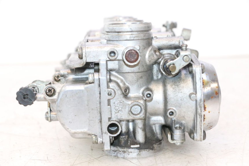 photo de CARBURADOR YAMAHA XJR 1300 (1998 - 2002) - Detalhes característicos
