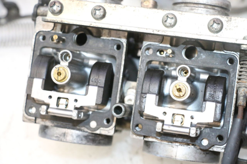 photo de CARBURADOR YAMAHA XJR 1300 (1998 - 2002) - Peça verificada