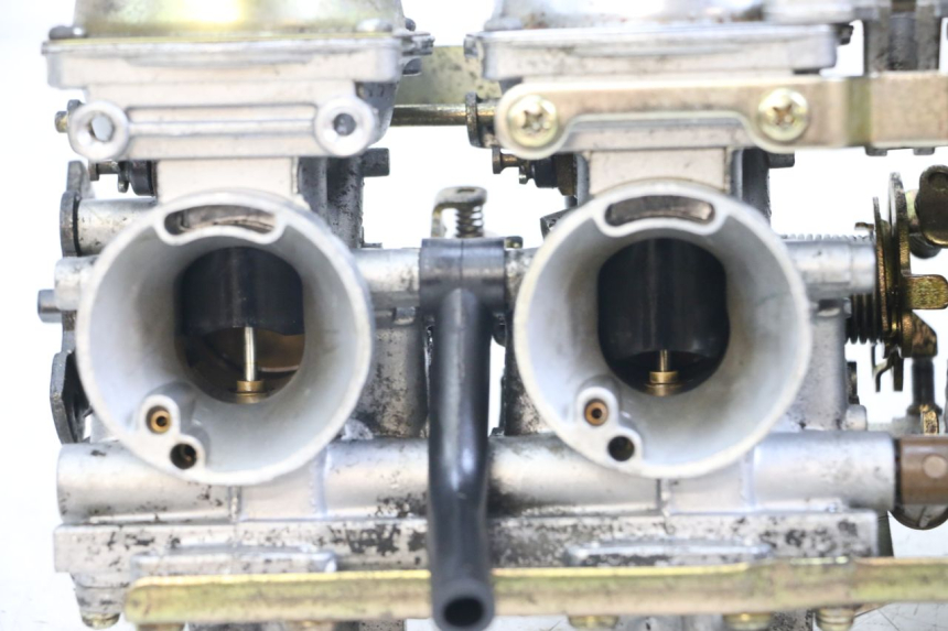 photo de CARBURADOR YAMAHA XJS DIVERSION 600 (1997 - 1999) - Detalhes característicos